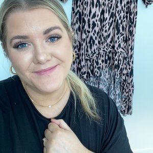 Meet your Posher, Carlee